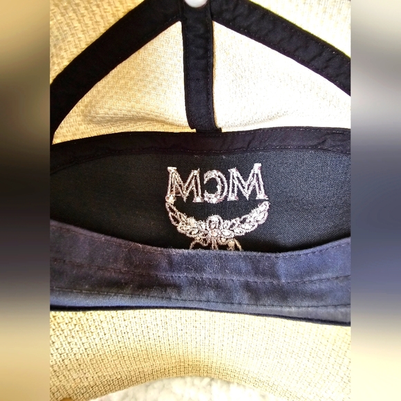 💯Authentic MCM International Hat M-L - Picture 6 of 10